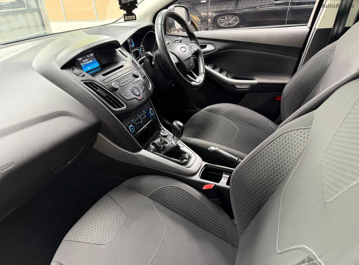 2016 Ford Focus – photo 6
