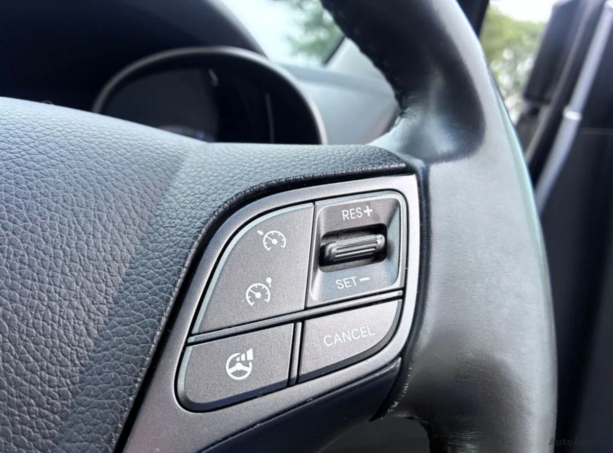 2015 Hyundai Santa Fe – photo 12