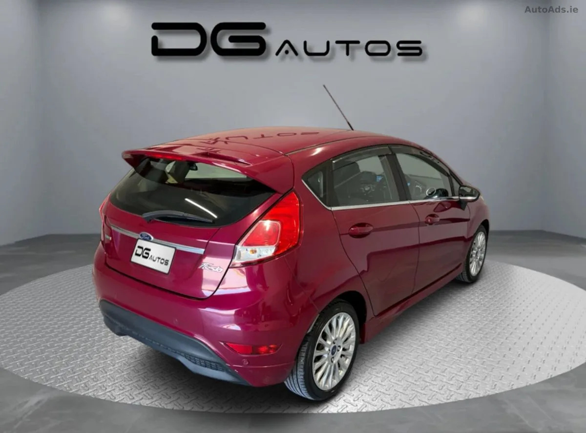 2015 Ford Fiesta – photo 5
