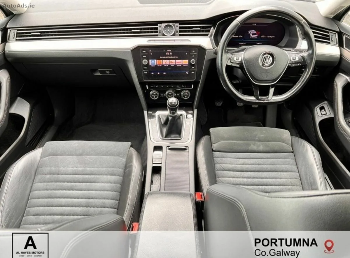 2018 Volkswagen Passat – photo 2