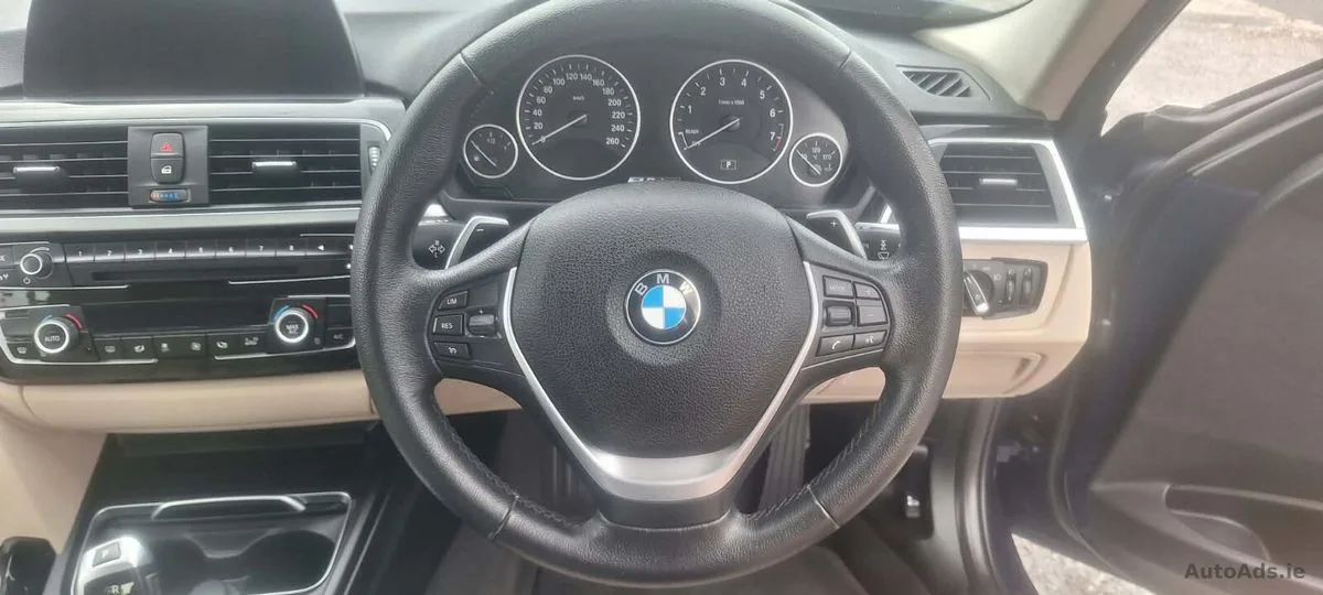 2017 BMW 3-Series – photo 10
