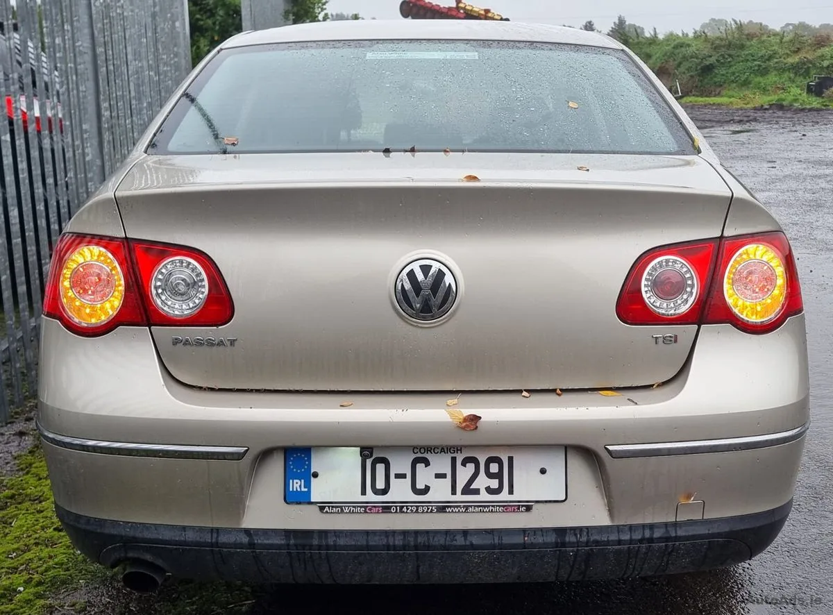 2010 Volkswagen Passat – photo 6