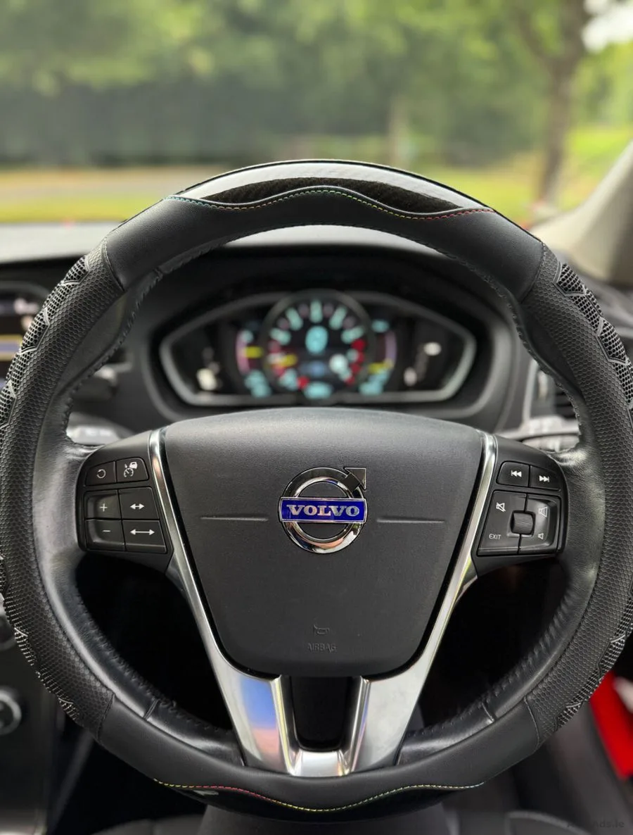 2015 Volvo V40 – photo 18