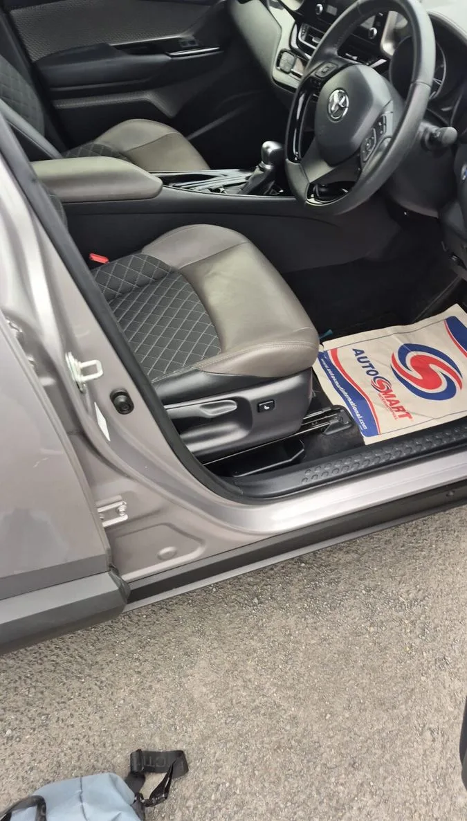 2020 Toyota C-HR – photo 8