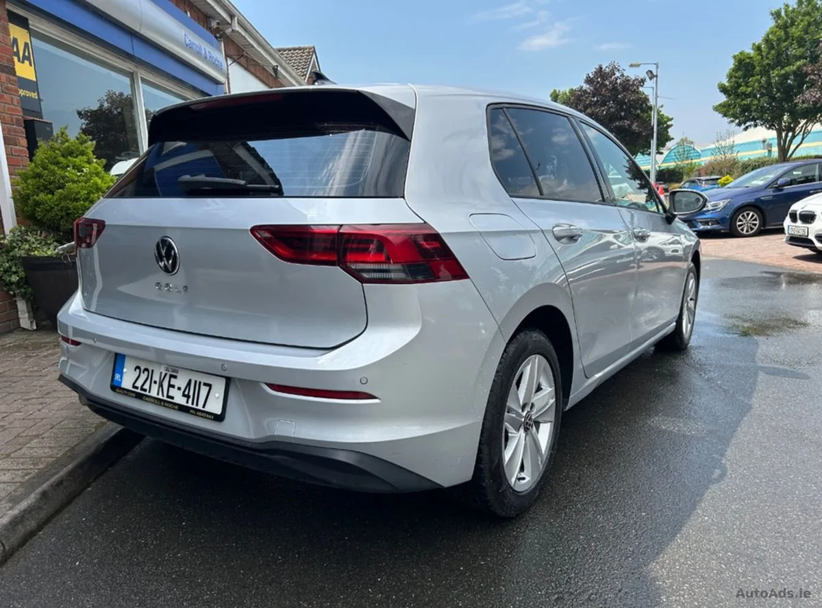 2022 Volkswagen Golf – photo 17