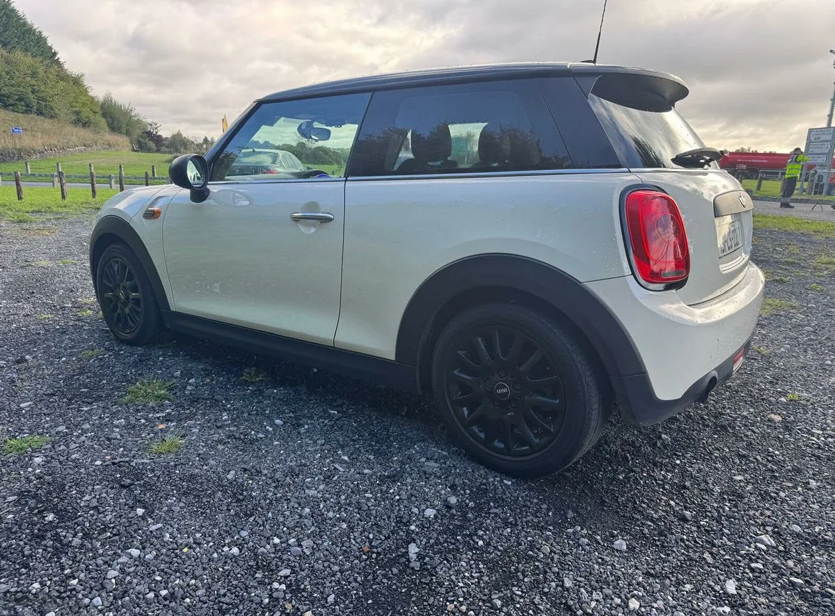 2015 Mini One – photo 5