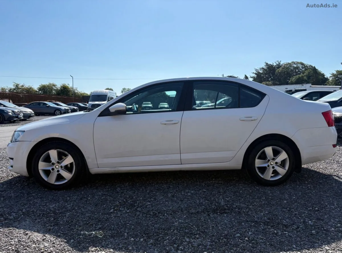2015 Skoda Octavia – photo 4