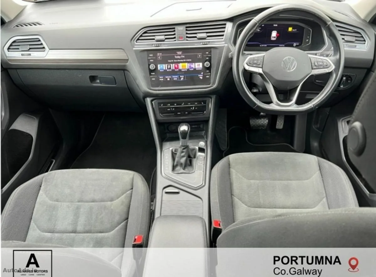 2022 Volkswagen Tiguan Allspace – photo 2