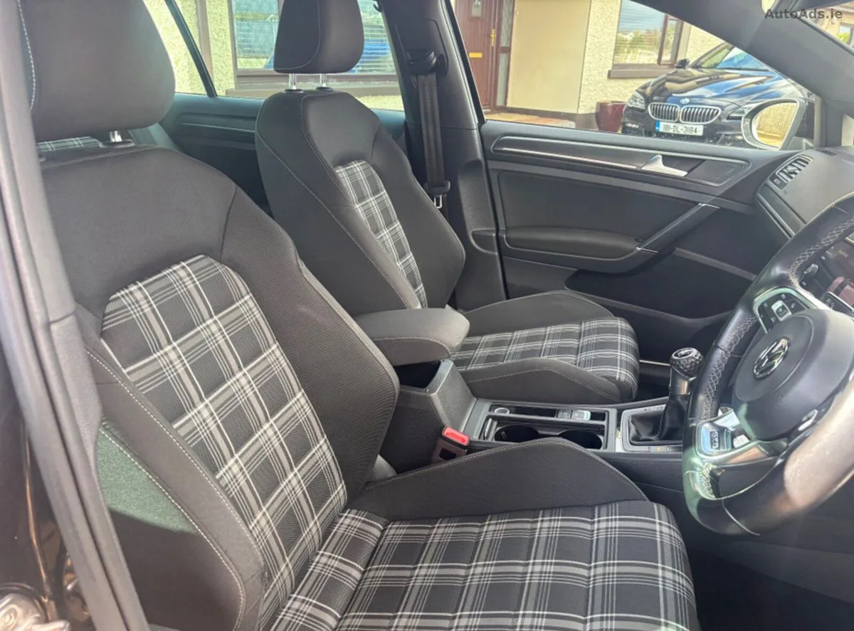 2018 Volkswagen Golf – photo 8