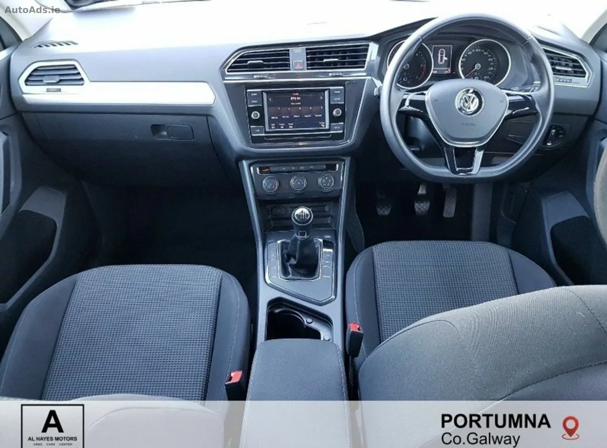 2018 Volkswagen Tiguan – photo 2