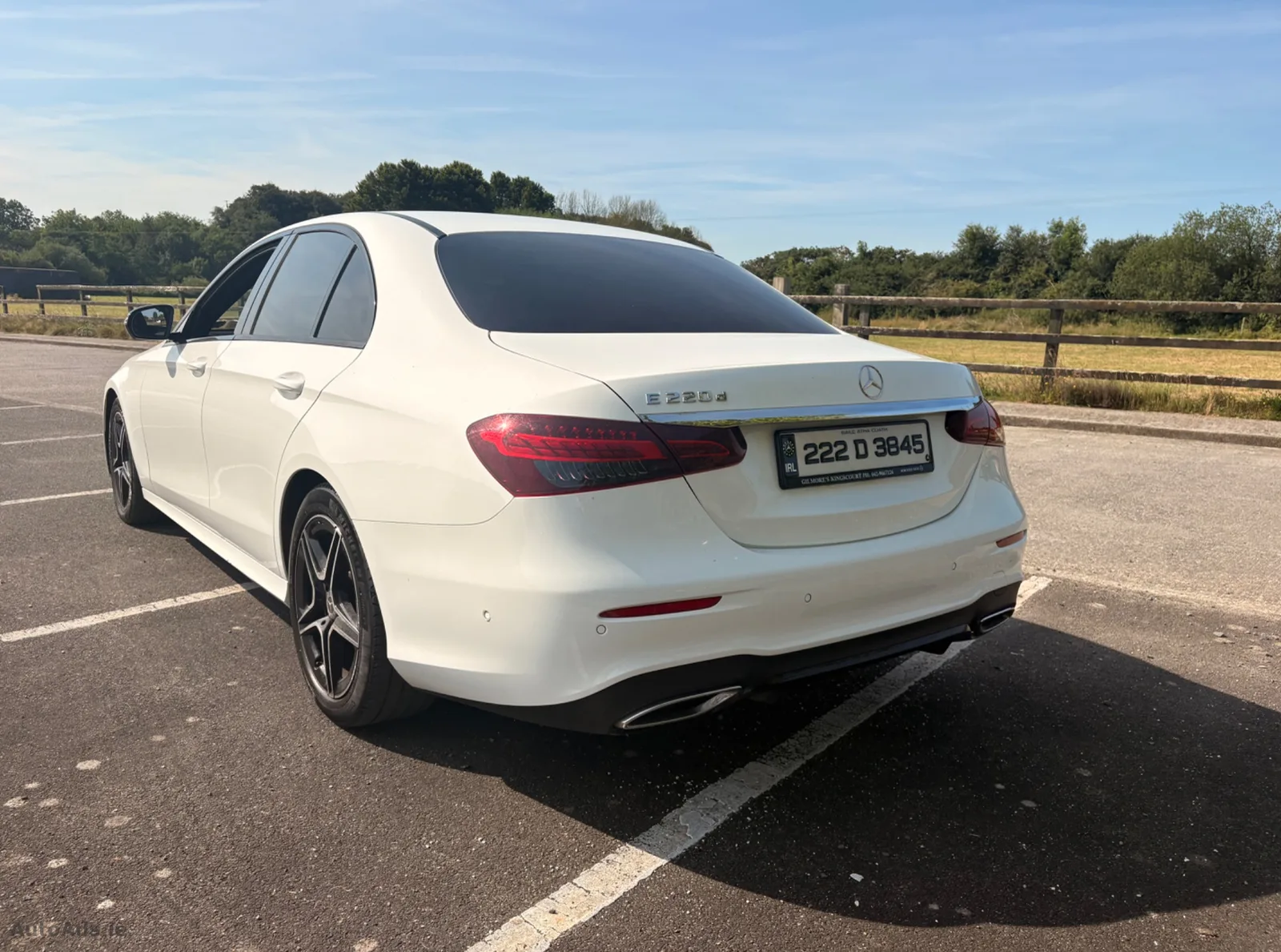 2022 Mercedes-Benz E-Class – photo 2