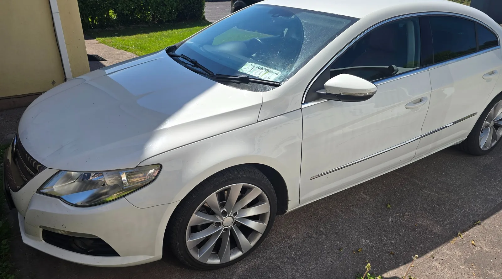 2011 Volkswagen Passat – photo 2