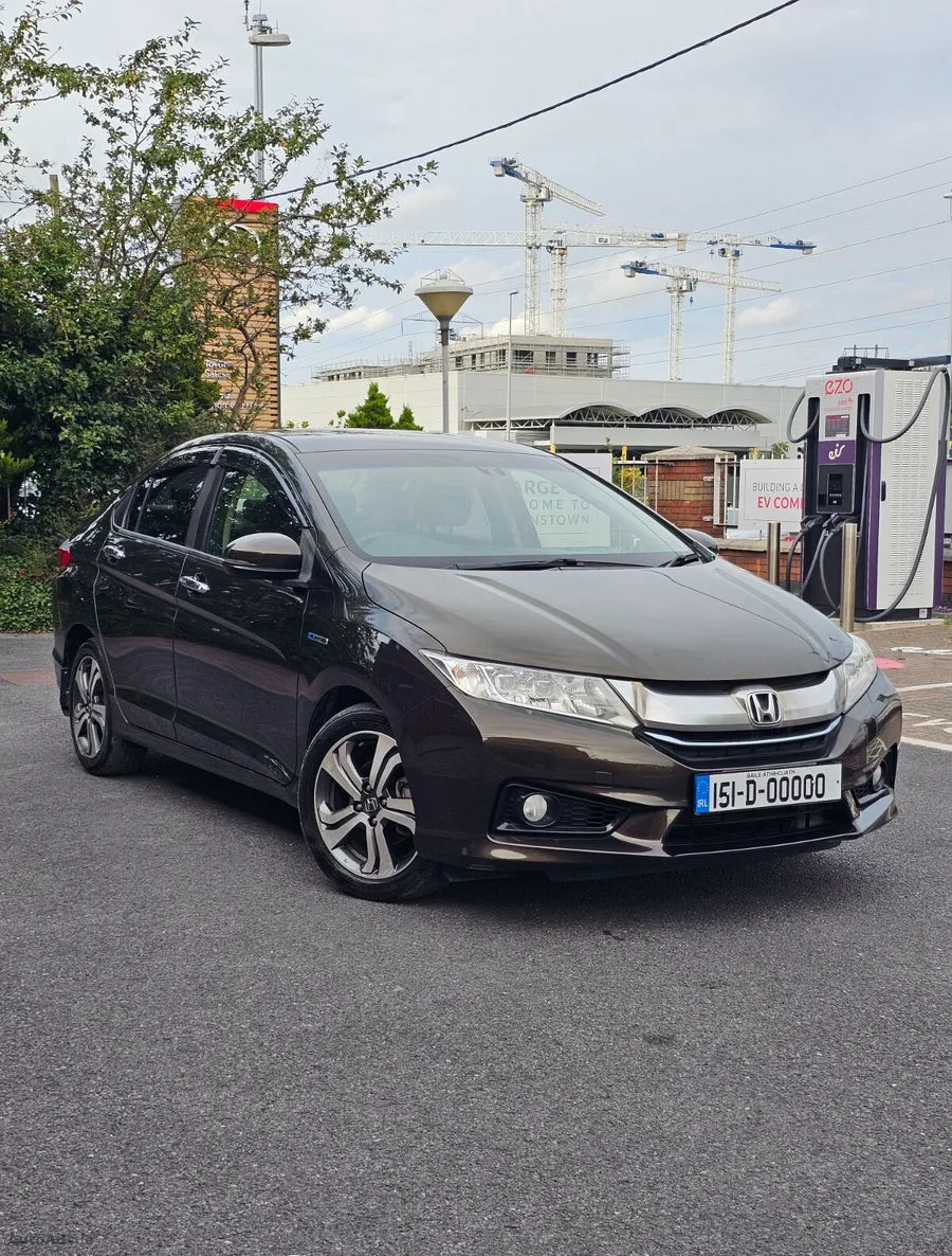2015 Honda Grace – photo 3
