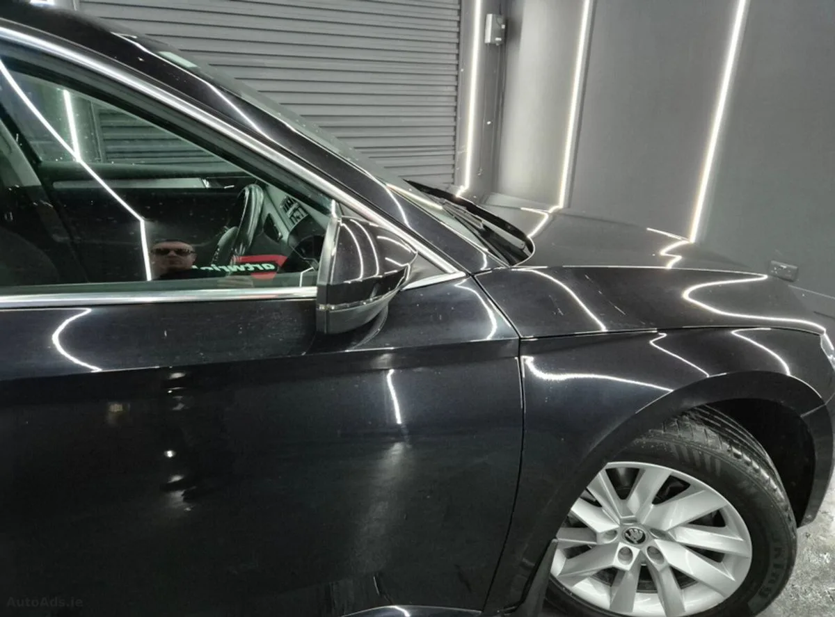 2020 Skoda Superb – photo 3