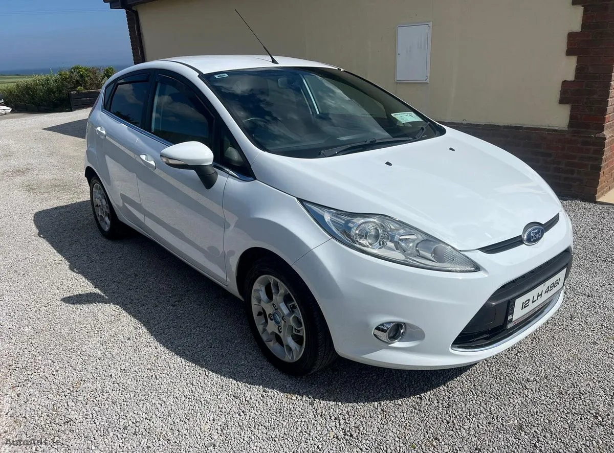 2012 Ford Fiesta – photo 13