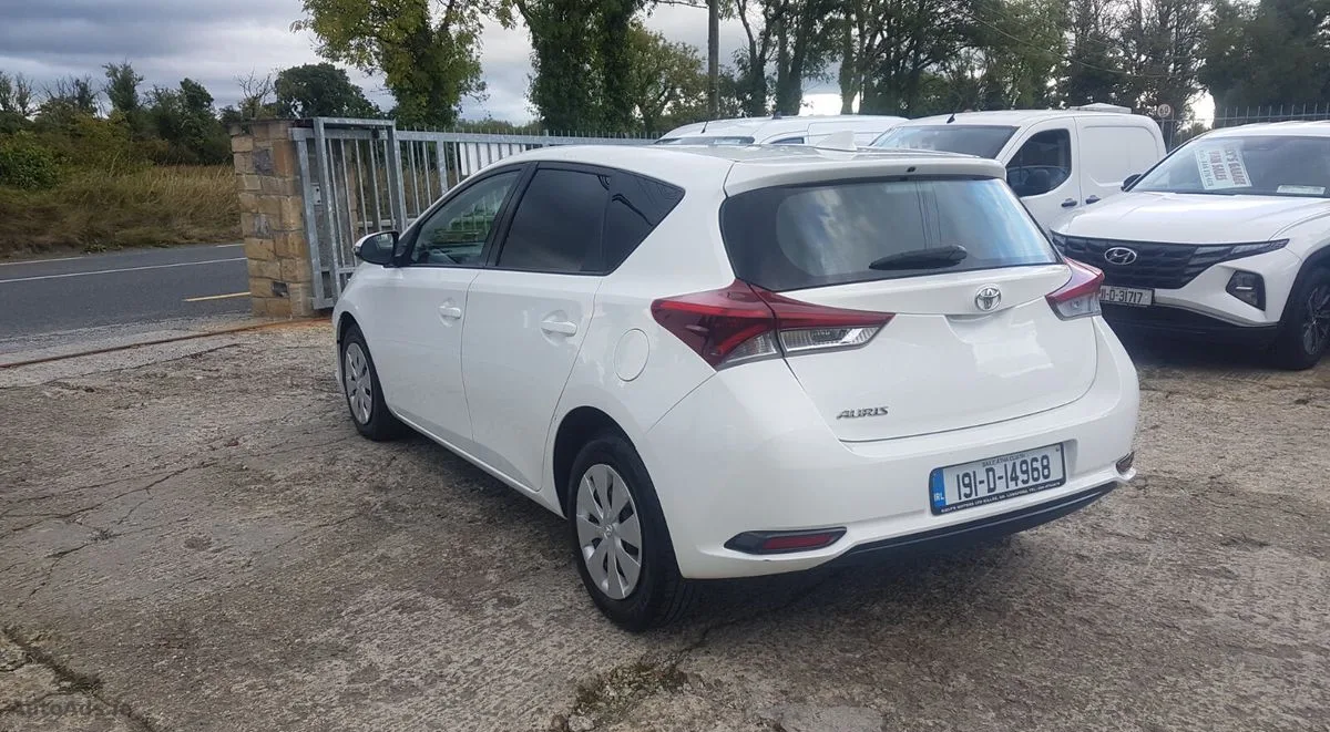 2019 Toyota Auris – photo 9