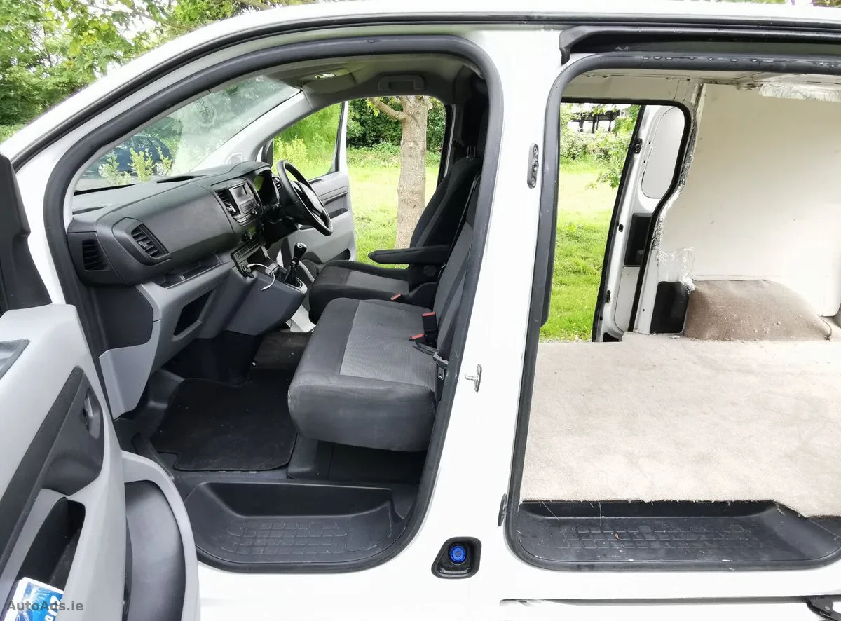 2017 Peugeot Expert – photo 15