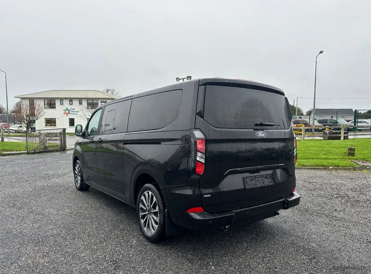 2026 Ford Tourneo Custom – photo 7
