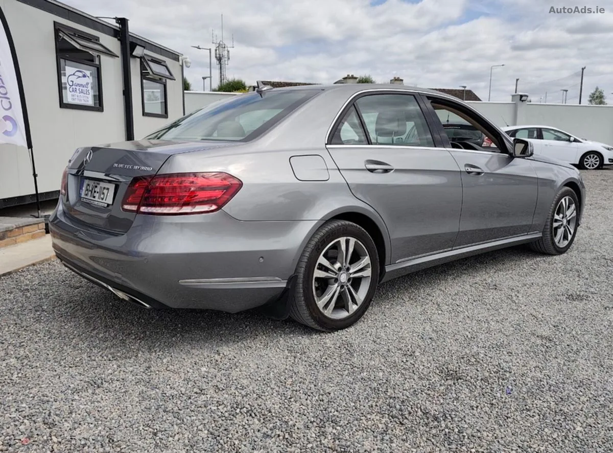 2015 Mercedes-Benz E-Class – photo 2