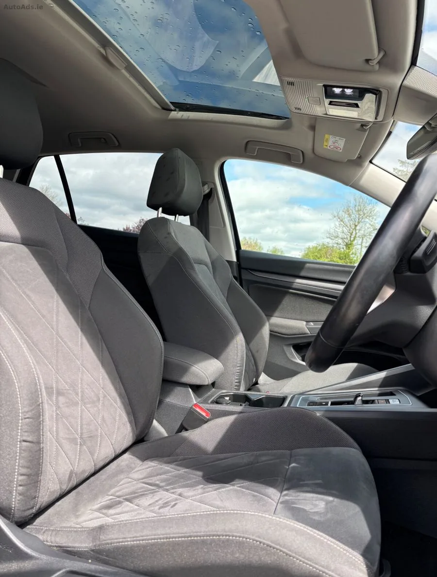 2022 Volkswagen Golf – photo 16