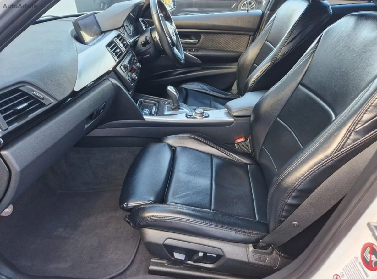 2013 BMW 3-Series – photo 19