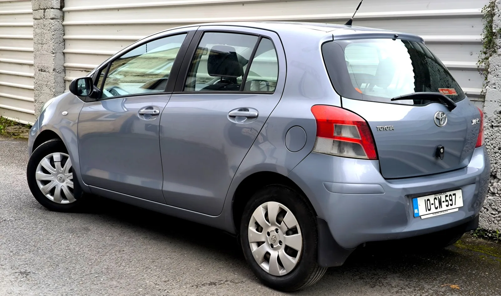 2010 Toyota Yaris – photo 3