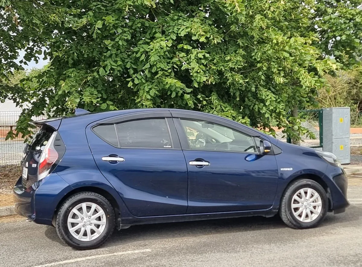 2019 Toyota Aqua – photo 9