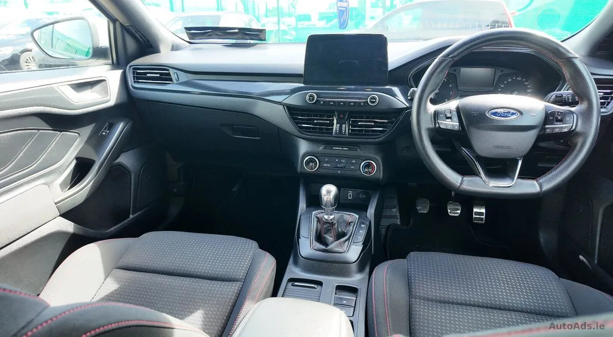 2019 Ford Focus – photo 11