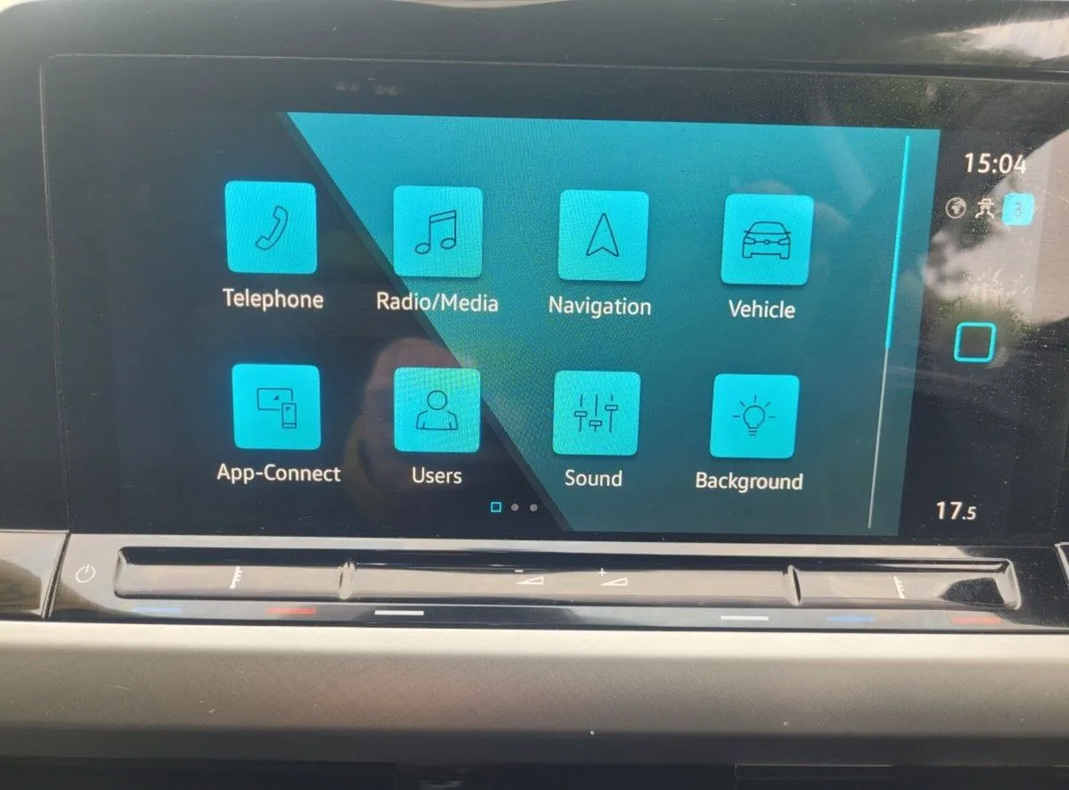 2022 Volkswagen Golf – photo 14