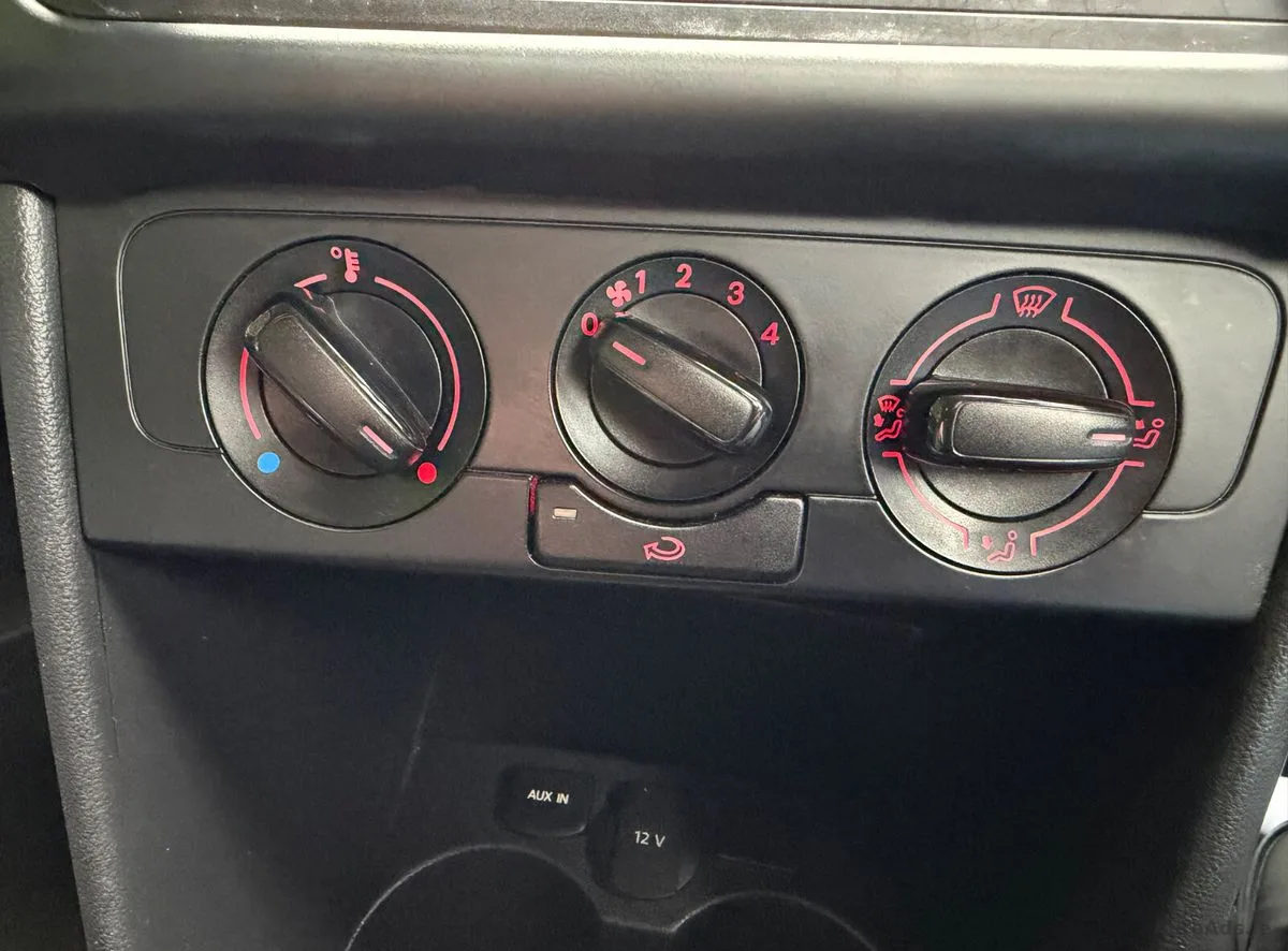 2013 Volkswagen Polo – photo 20