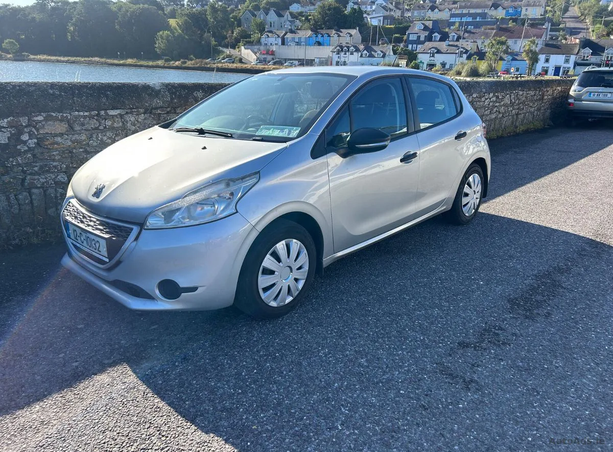 2012 Peugeot 208