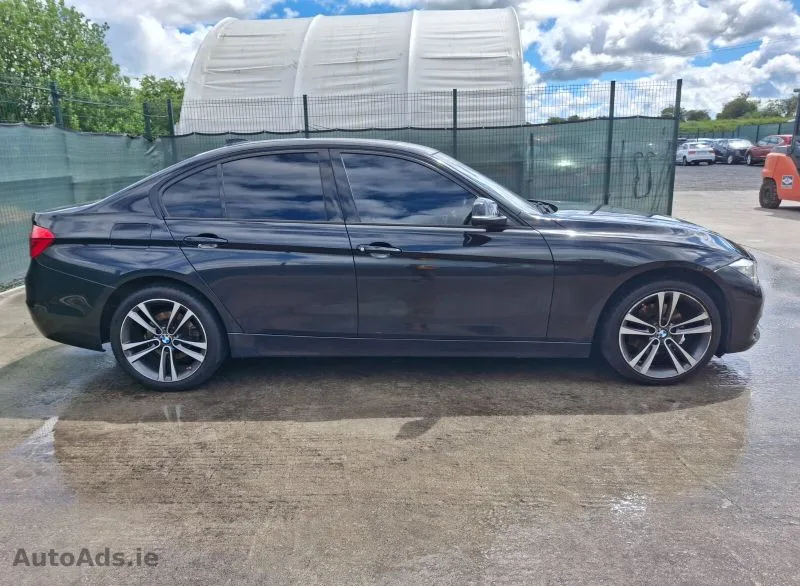 2017 BMW 3 Series – photo 6