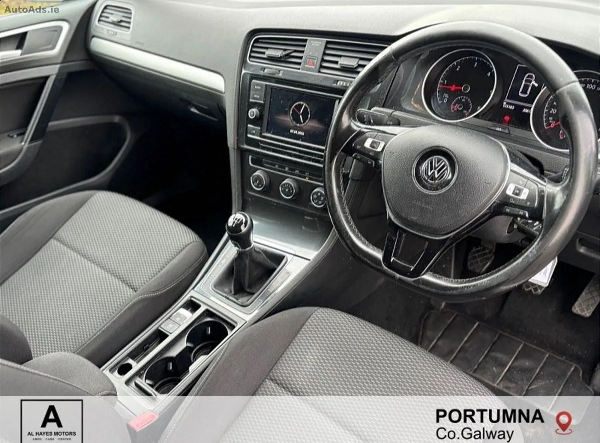 2017 Volkswagen Golf – photo 2