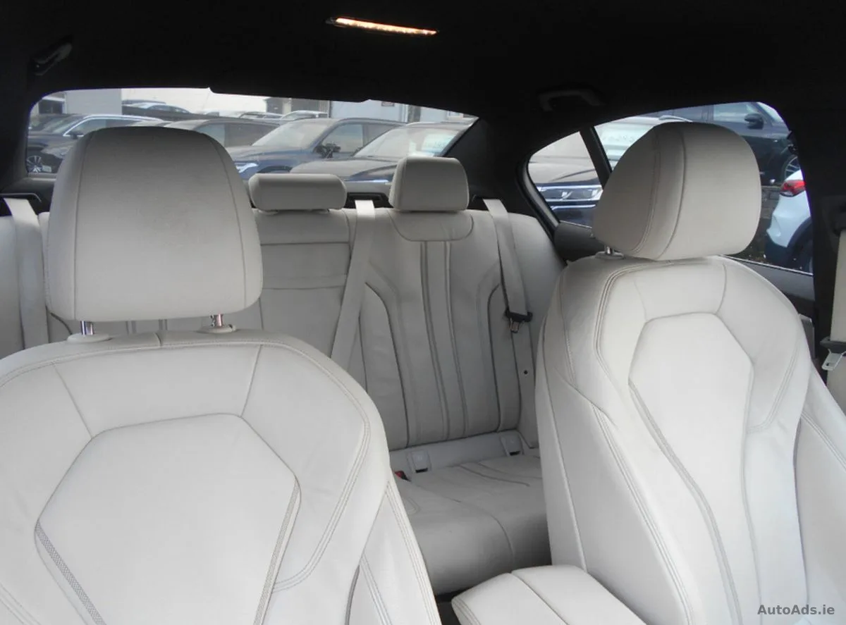 2022 BMW 5-Series – photo 7