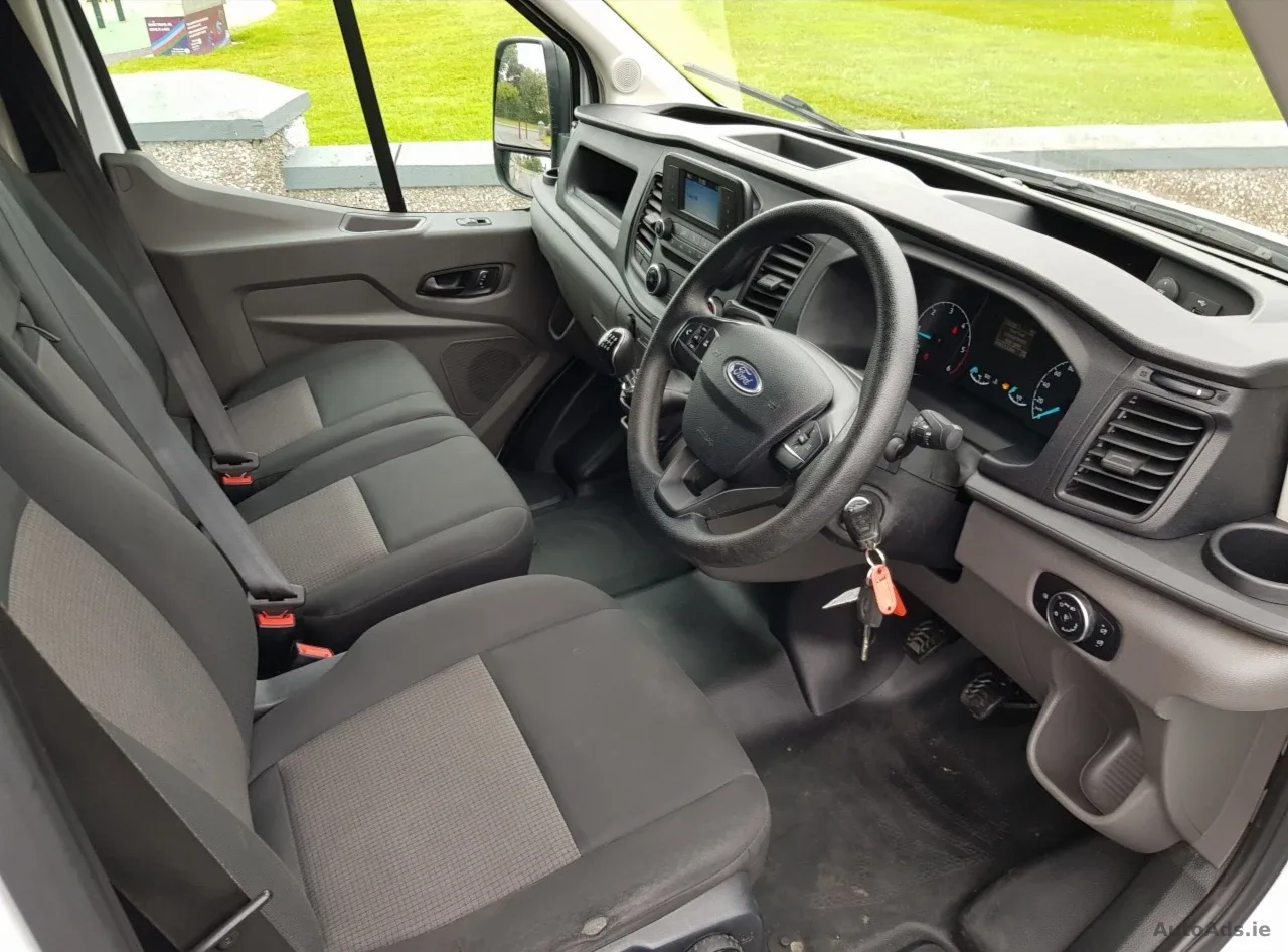 2023 Ford Transit – photo 8