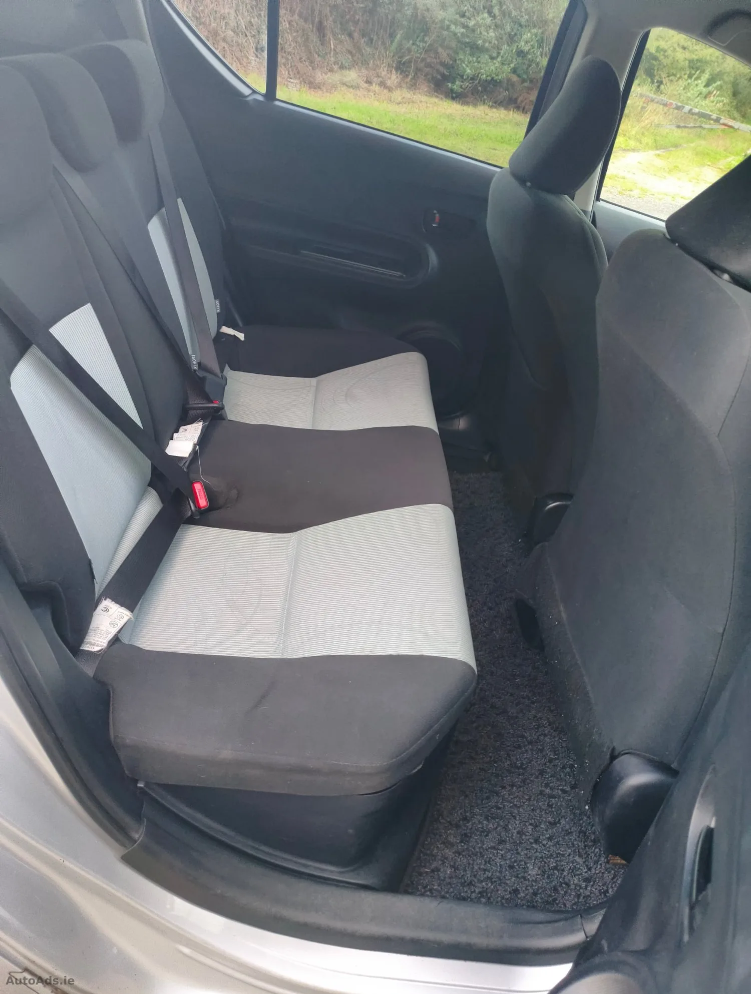 2014 Toyota Aqua – photo 10