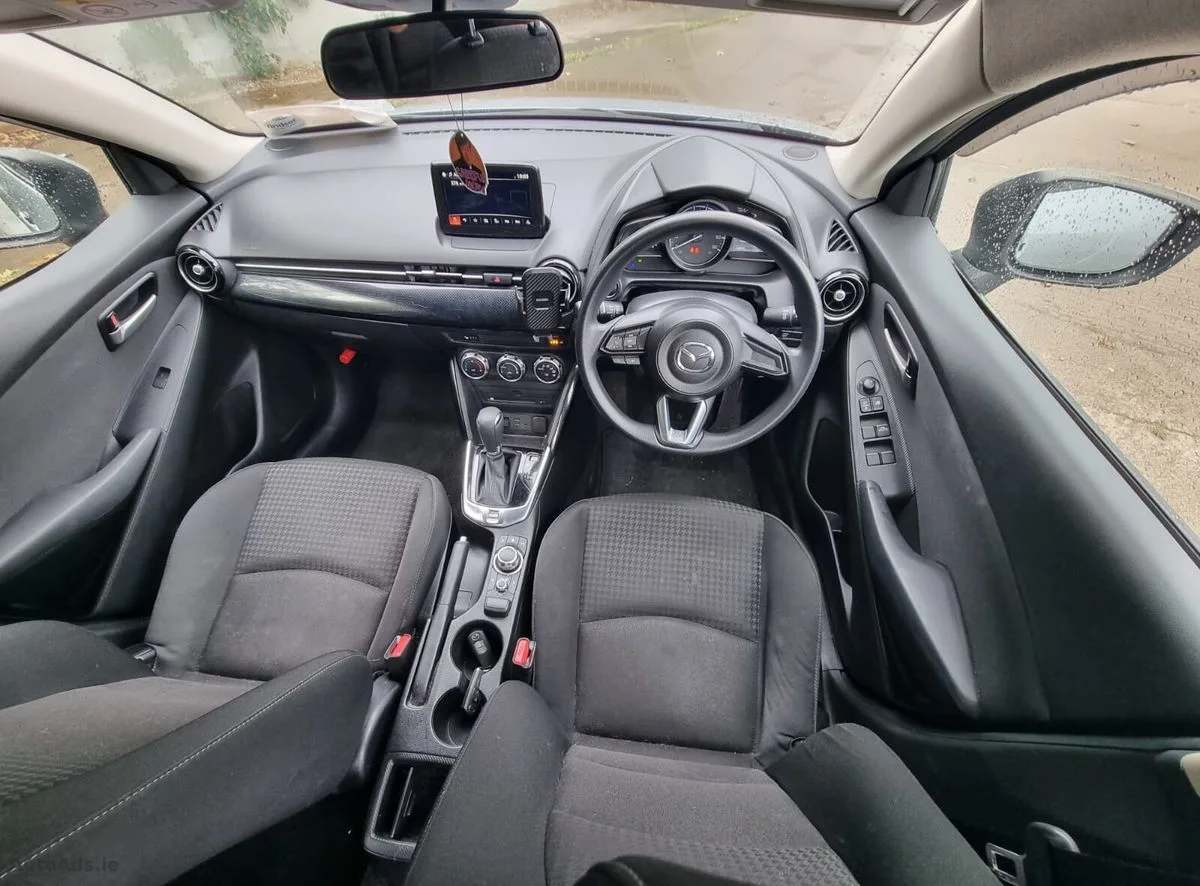 2017 Mazda Demio – photo 14