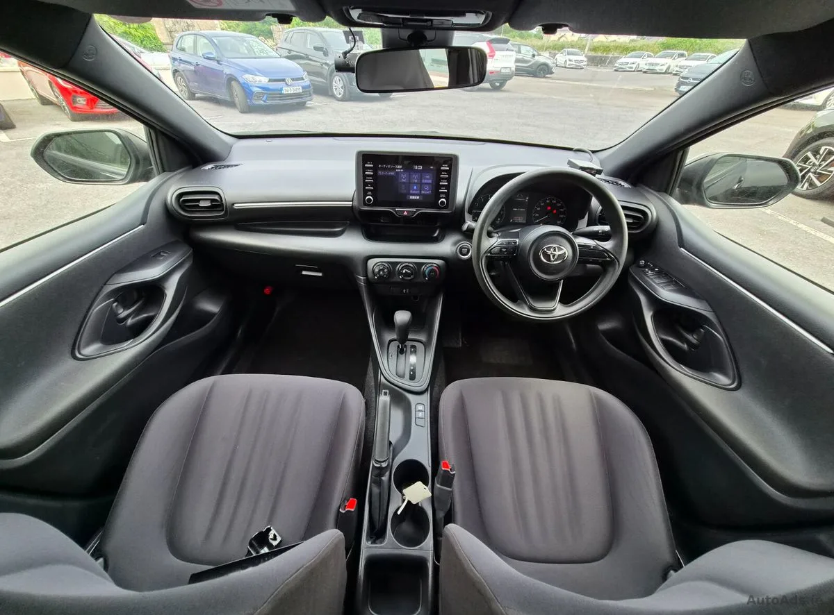 2022 Toyota Yaris – photo 10