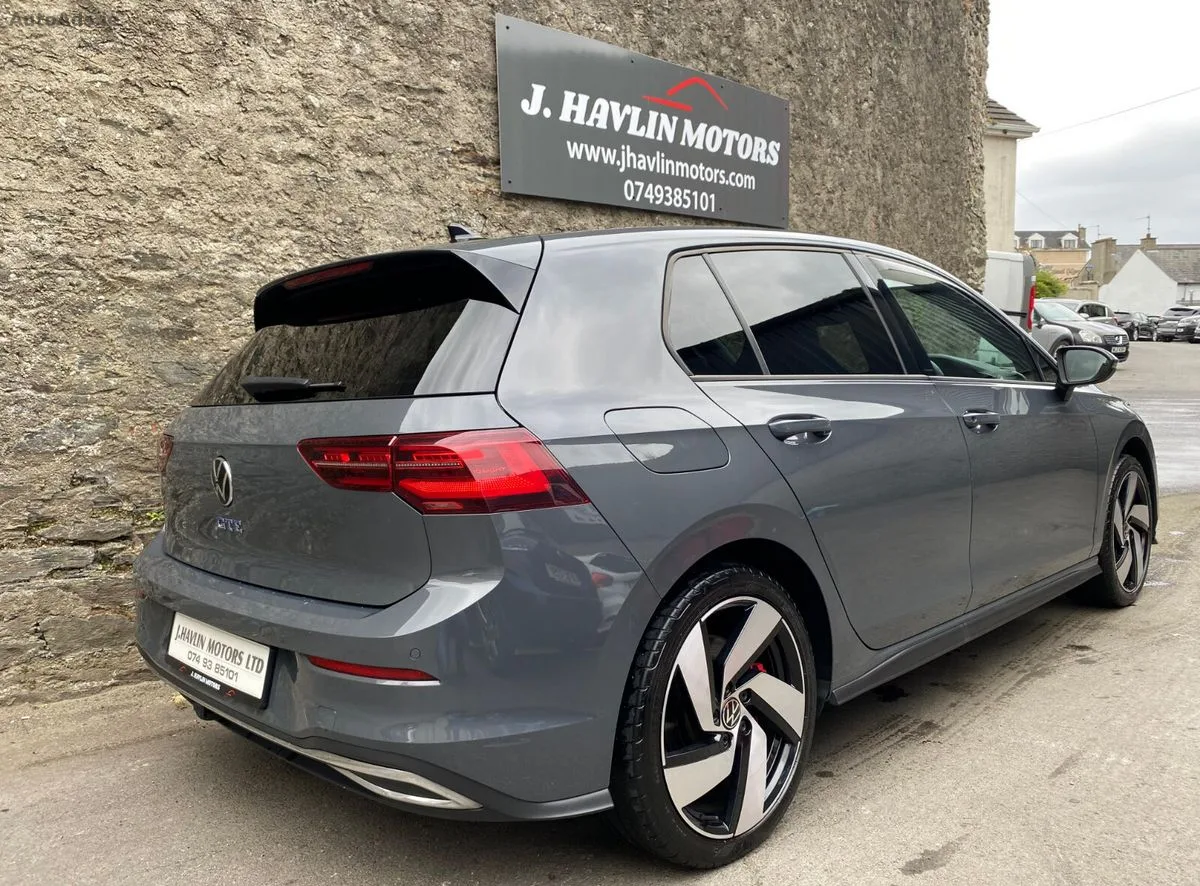 2021 Volkswagen Golf – photo 4