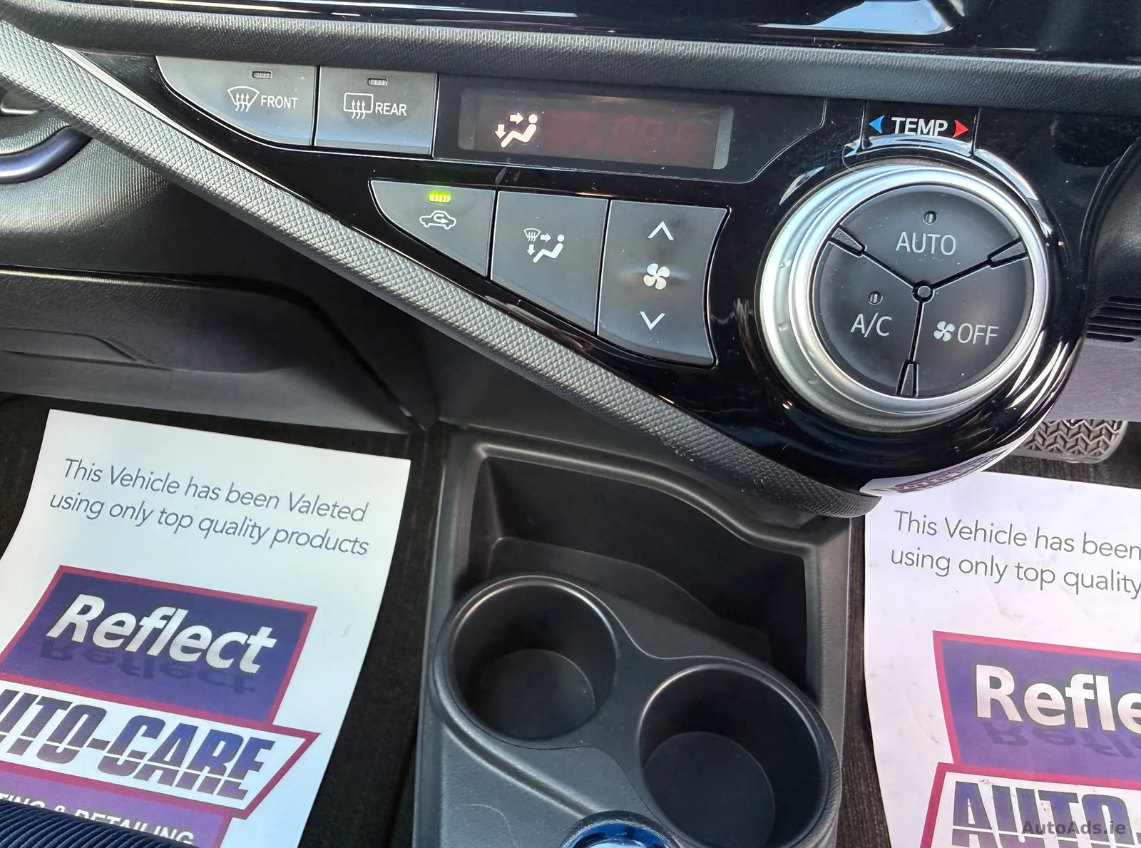 2017 Toyota Aqua – photo 17