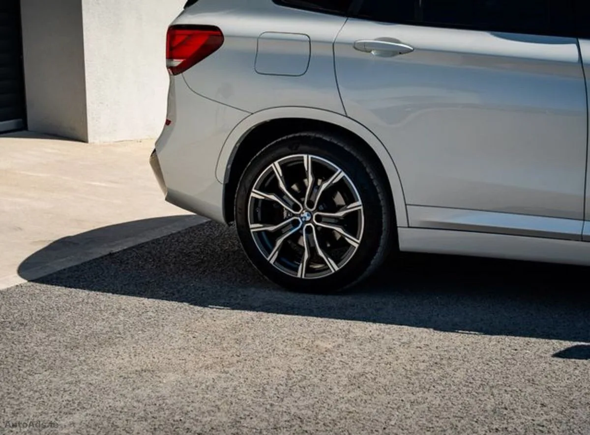 2021 BMW X1 – photo 2