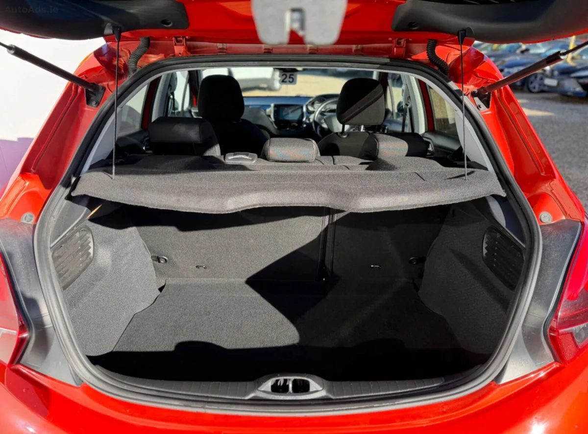 2017 Peugeot 208 – photo 15