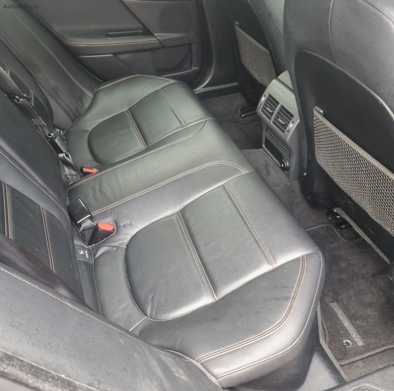 2018 Jaguar XE – photo 3