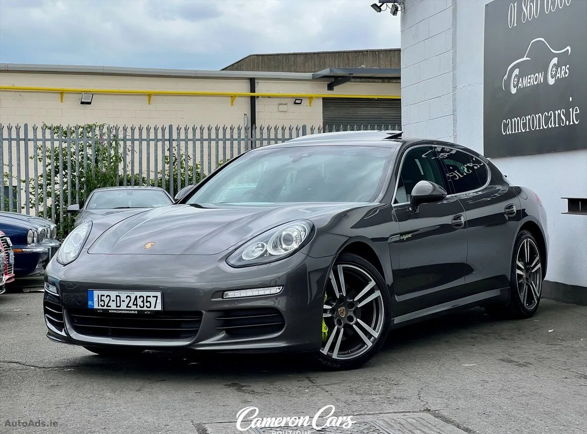 2015 Porsche Panamera