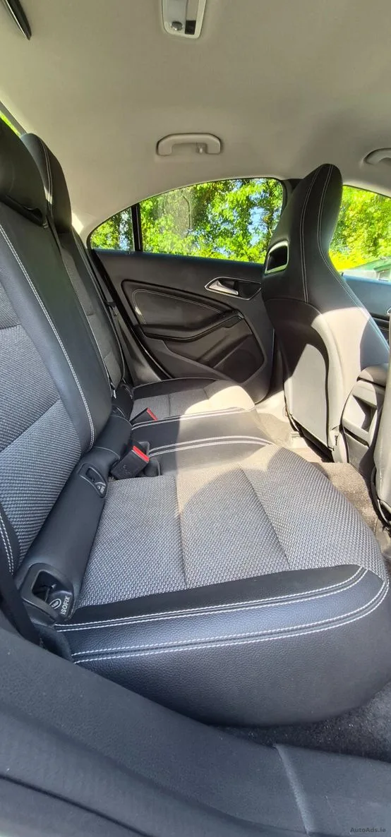 2017 Mercedes-Benz CLA – photo 15