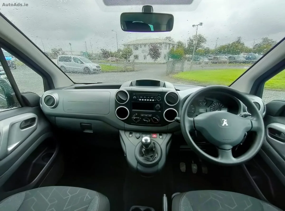 2019 Peugeot Partner – photo 12