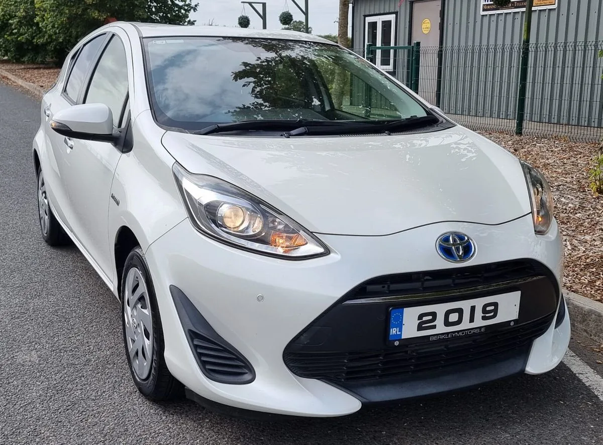 2019 Toyota Aqua – photo 11