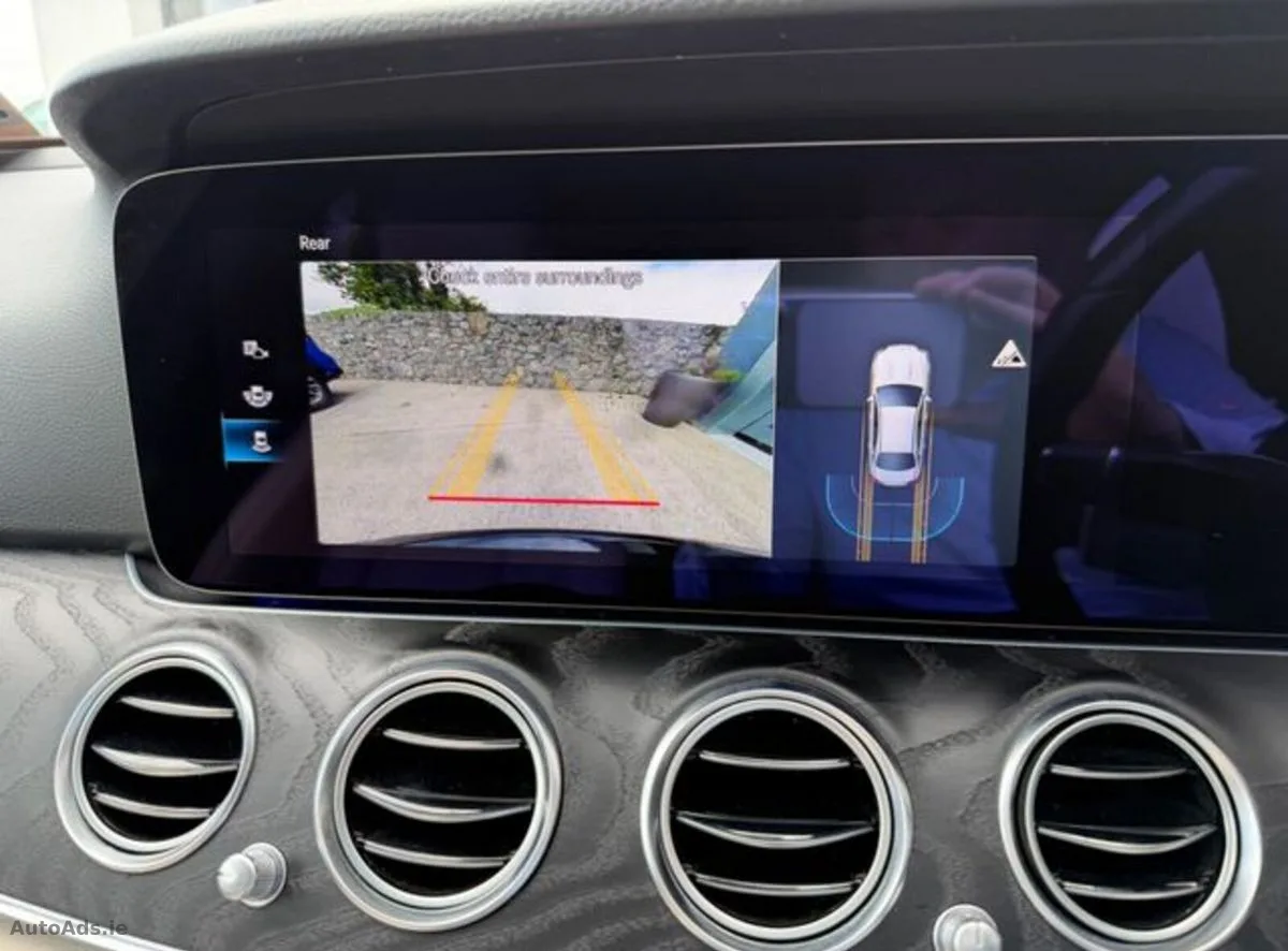 2021 Mercedes-Benz E-Class – photo 18