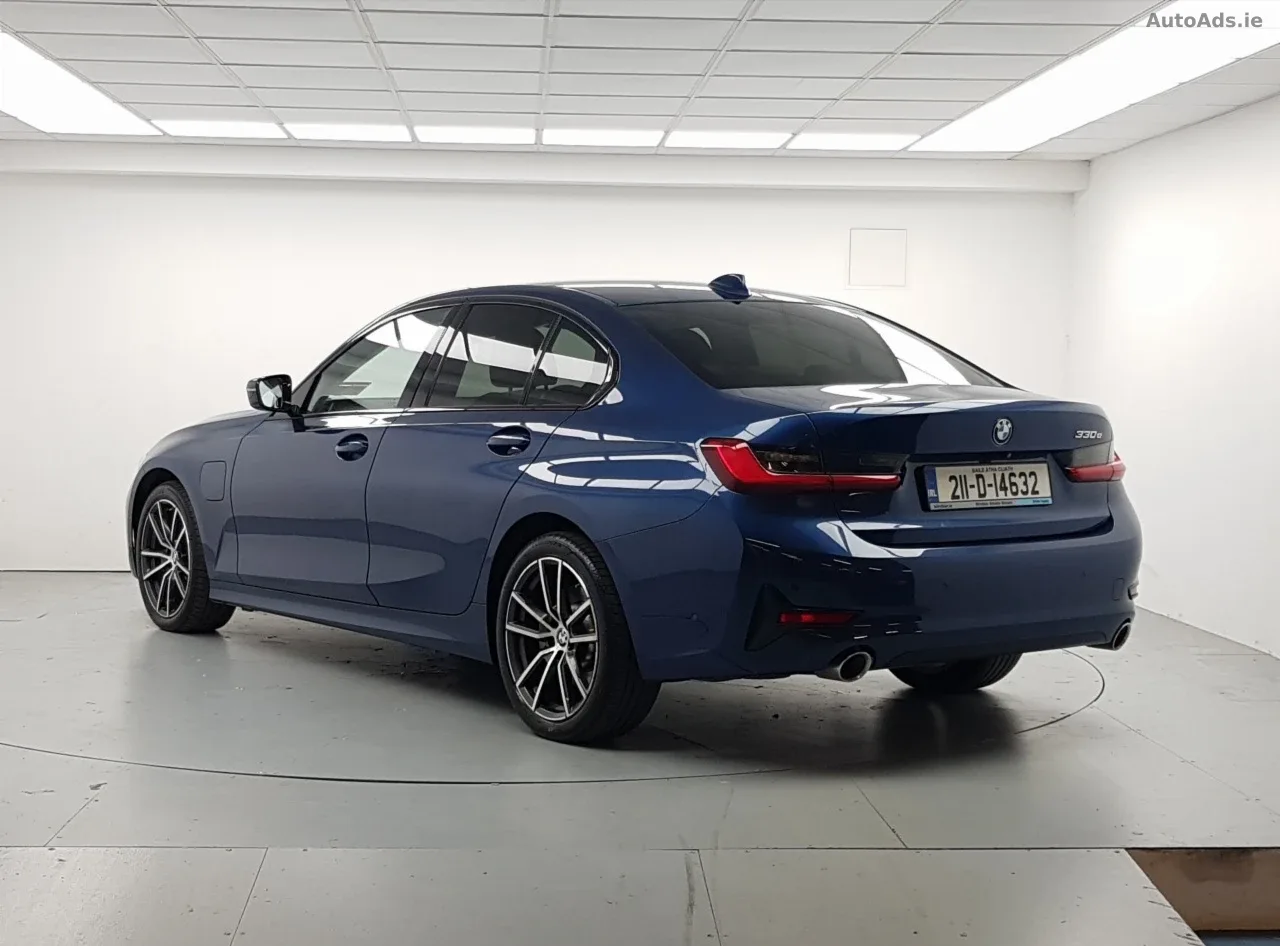 2021 BMW 3 Series – photo 11