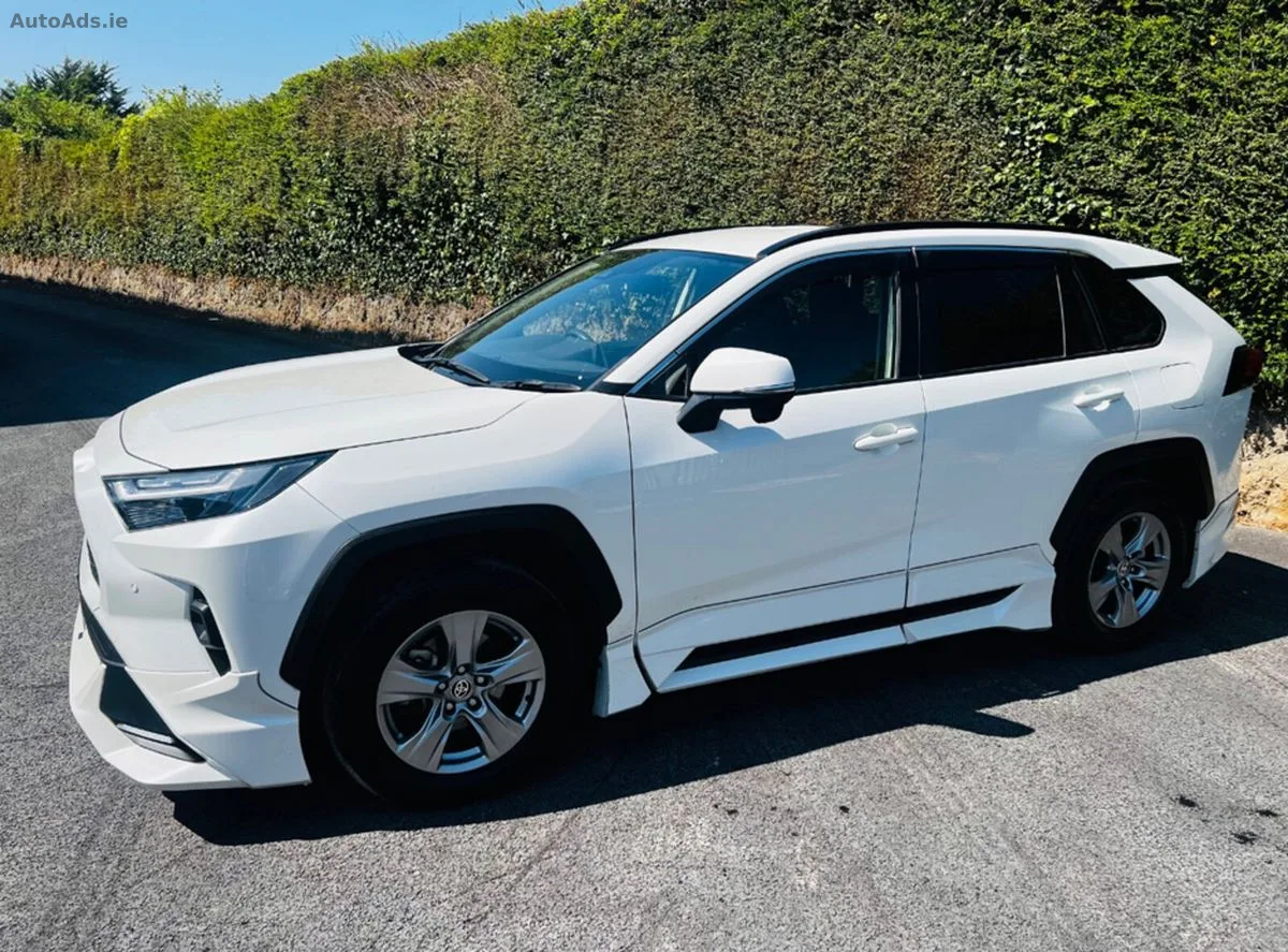 2022 Toyota RAV4 – photo 6